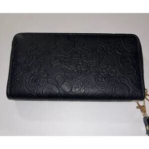 Black Floral Embossed Faux Leather Zip Wallet Wristlet With Card And Cash Slots